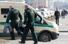 Россияне снова выбирают наличные