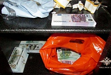 В Москве мошенники похитили 14 млн рублей через фальшивый обменник