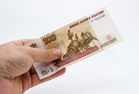 Россияне и бизнес массово уходят в наличные